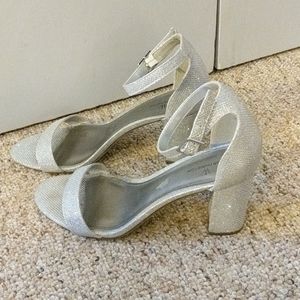 Worthington silver heels (Size 10)